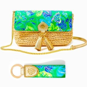 Lilly Pulitzer Clutch set with keychain NWT